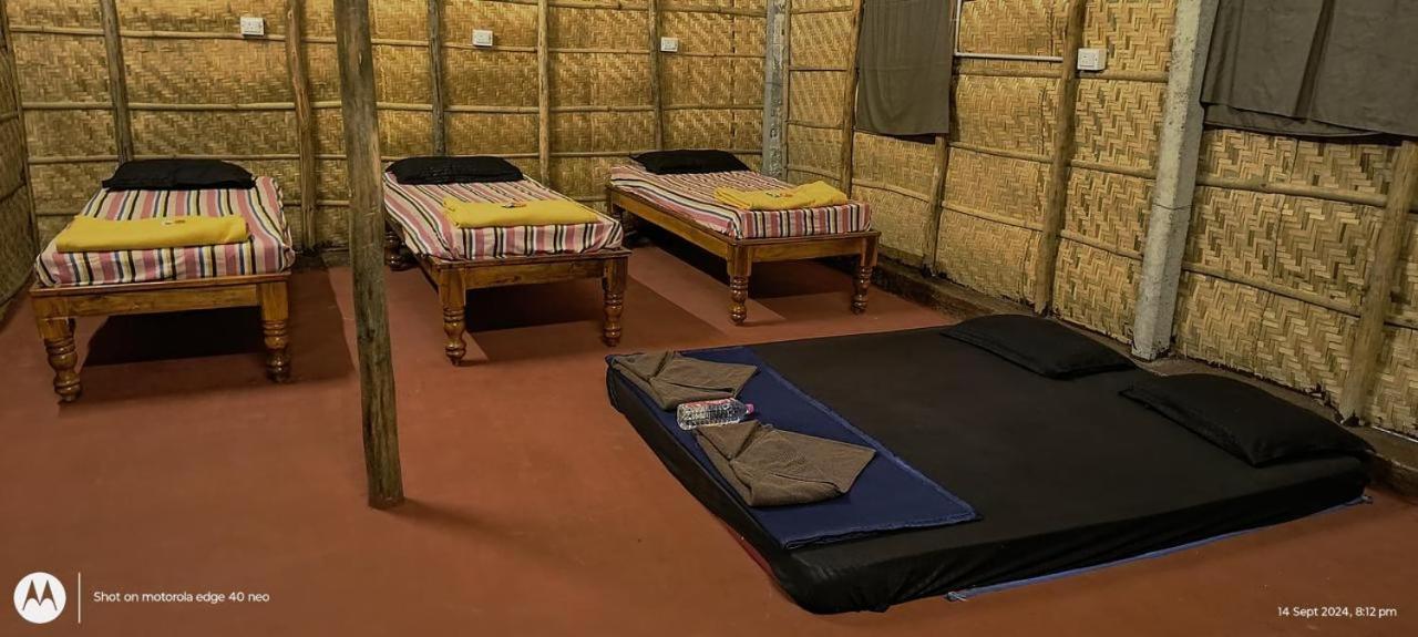 Banana Tree Home Stay Hampi Exterior photo